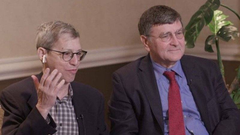 Stuart Haber and W. Scott Stornetta discussing early blockchain innovations and cryptographic timestamping